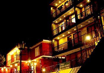 Hotel Emerald Heights Масурі Екстер'єр фото