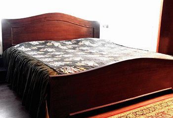 Hotel Emerald Heights Масурі Екстер'єр фото